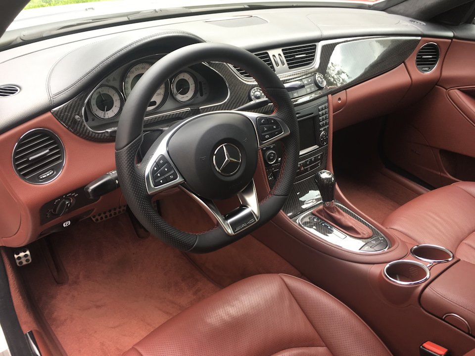 Mercedes-Benz W219 CLS Carbonized (44)