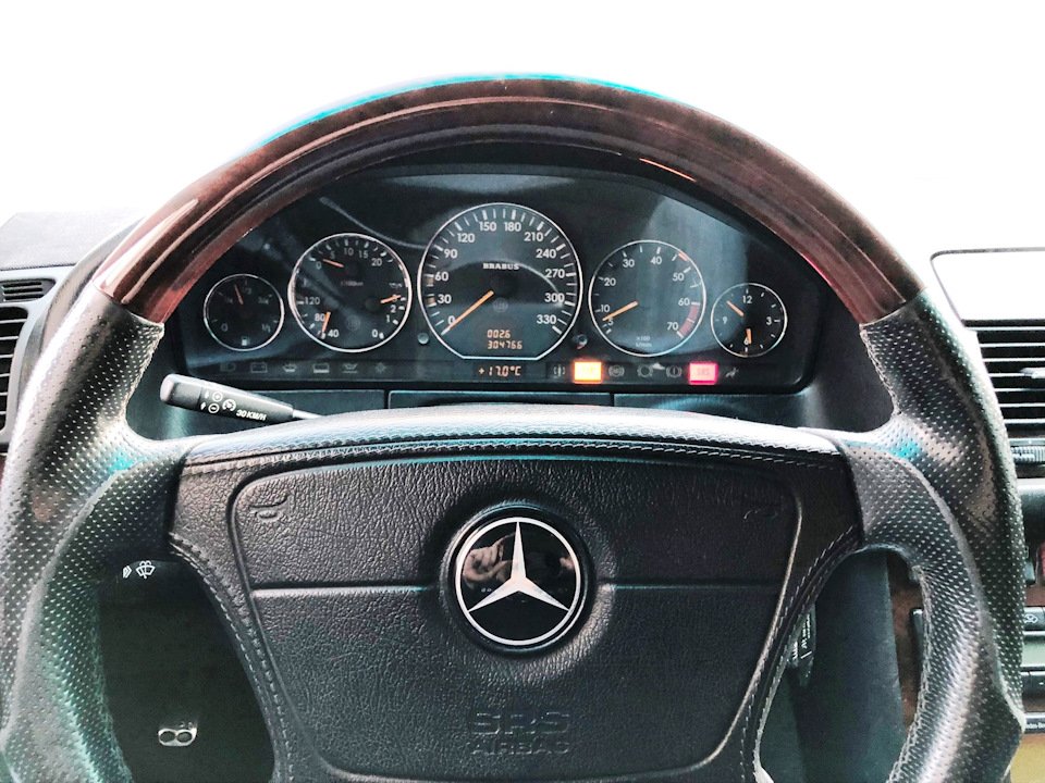 Mercedes CL600 С140 6.0 V12 (23)